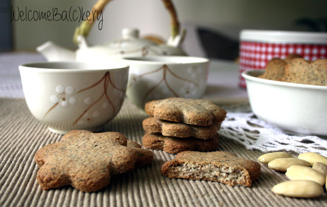 Biscotti saraceni alle mandorle