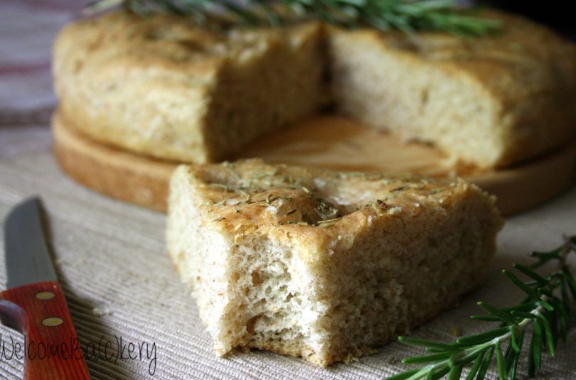 Focaccia semplice, con lievito di birra