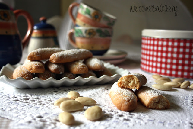 Almonds biscuits