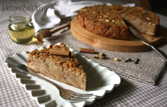 Torta di pane e miele, speziata (senza zucchero)