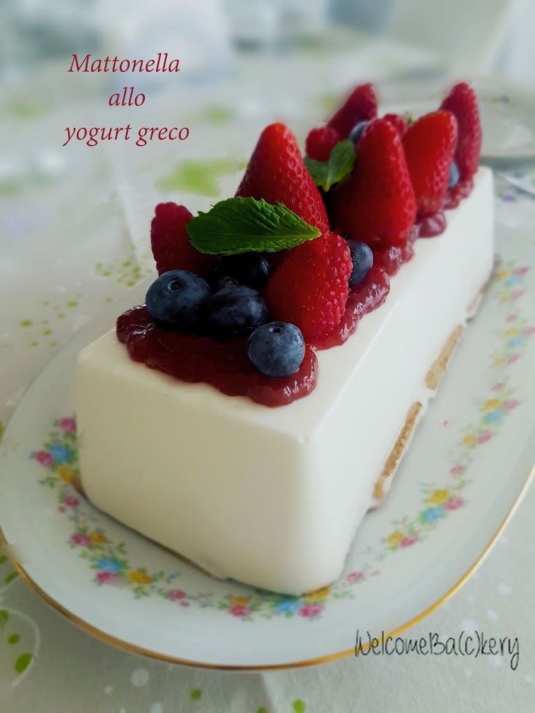 Greek yogurt semifreddo