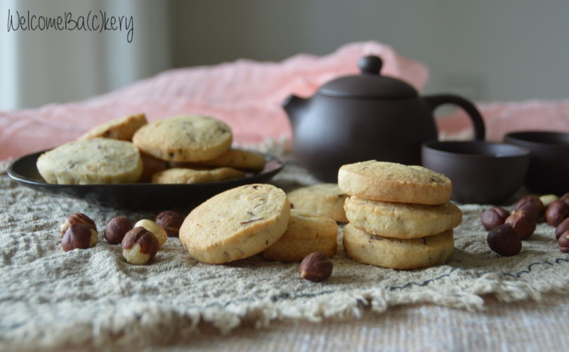 Hazelnut cookies