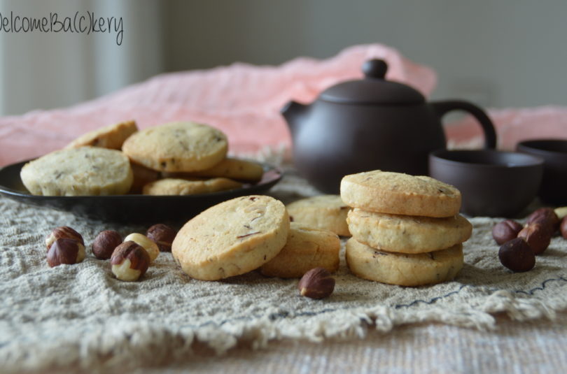 Hazelnut cookies