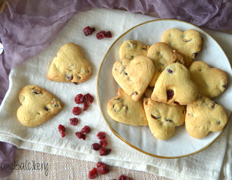 Cranberries and orange cookies, with oil