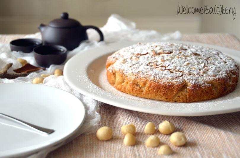 Torta con sciroppo d’acero e noci di Macadamia