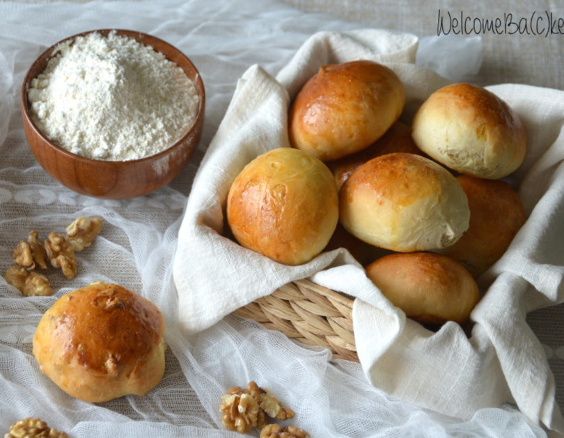 Soft little loaves, with walnuts