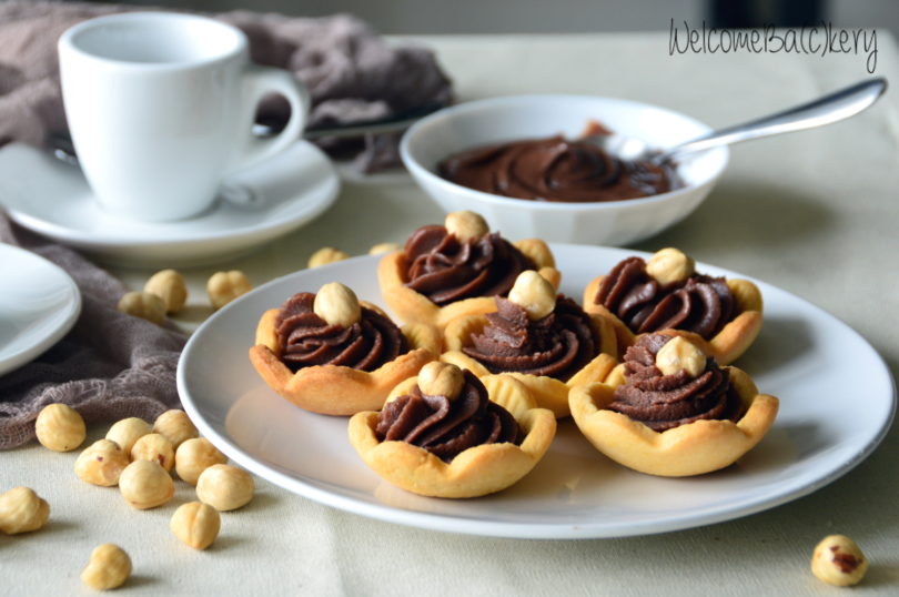 Tartellette al mascarpone e crema di nocciole