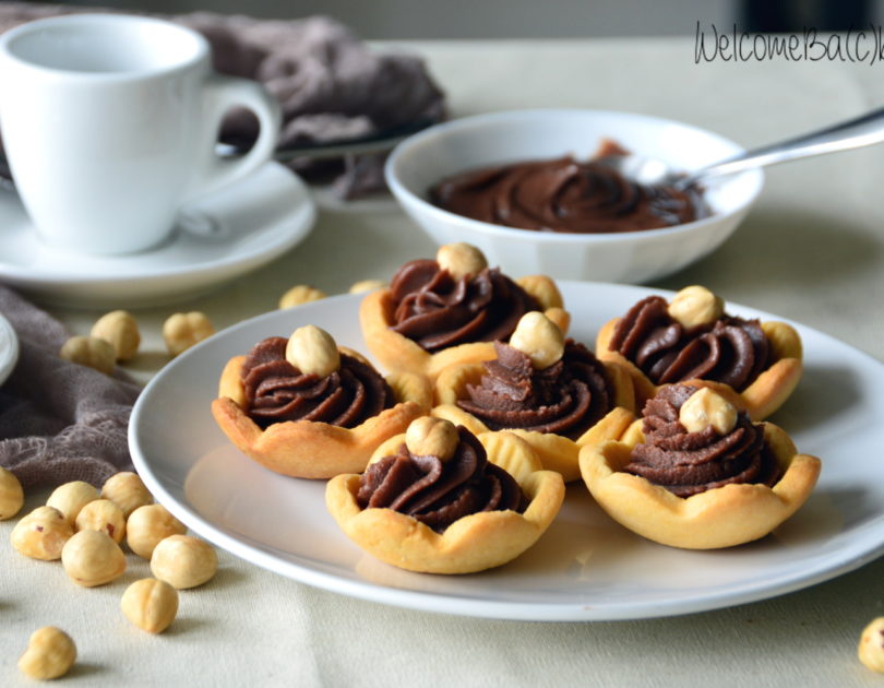 Tartellette al mascarpone e crema di nocciole